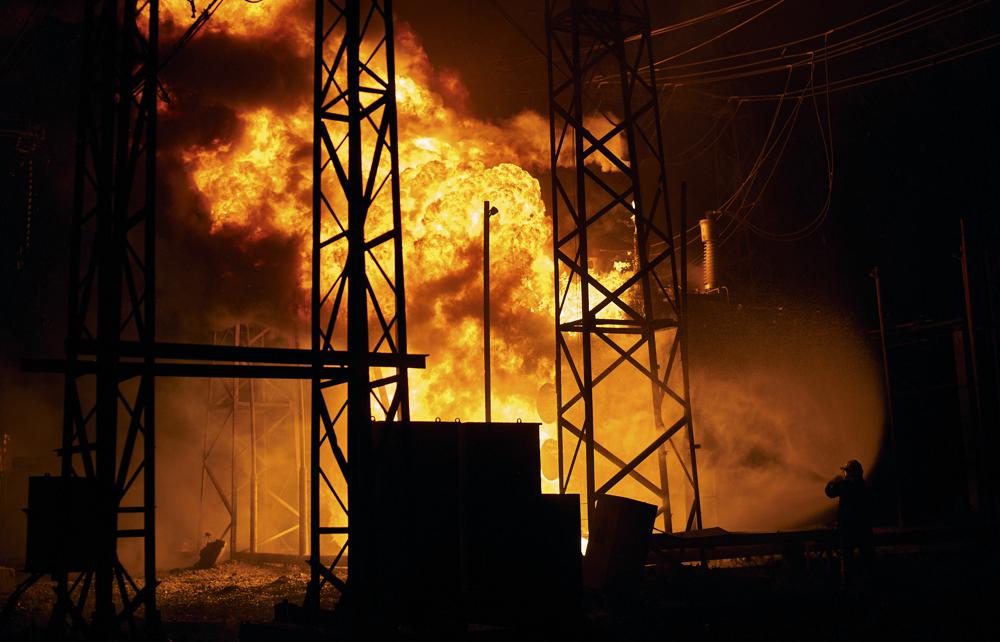 Day 201: Russia Targets Power Stations; Huge Blaze at Warehouse in Moscow Outskirts