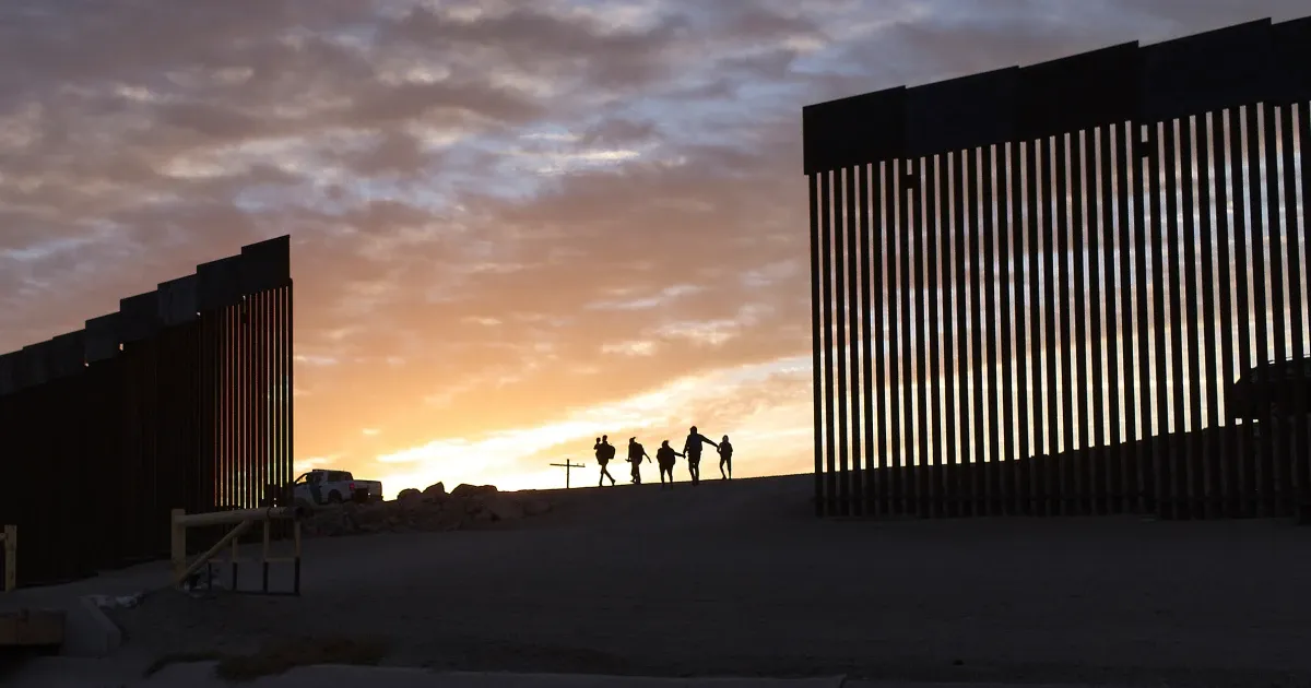 Federal Judge Blocks Title 42 Border Policy