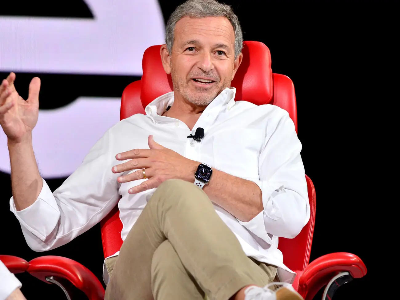 Iger Returning to Disney as CEO for Two Years