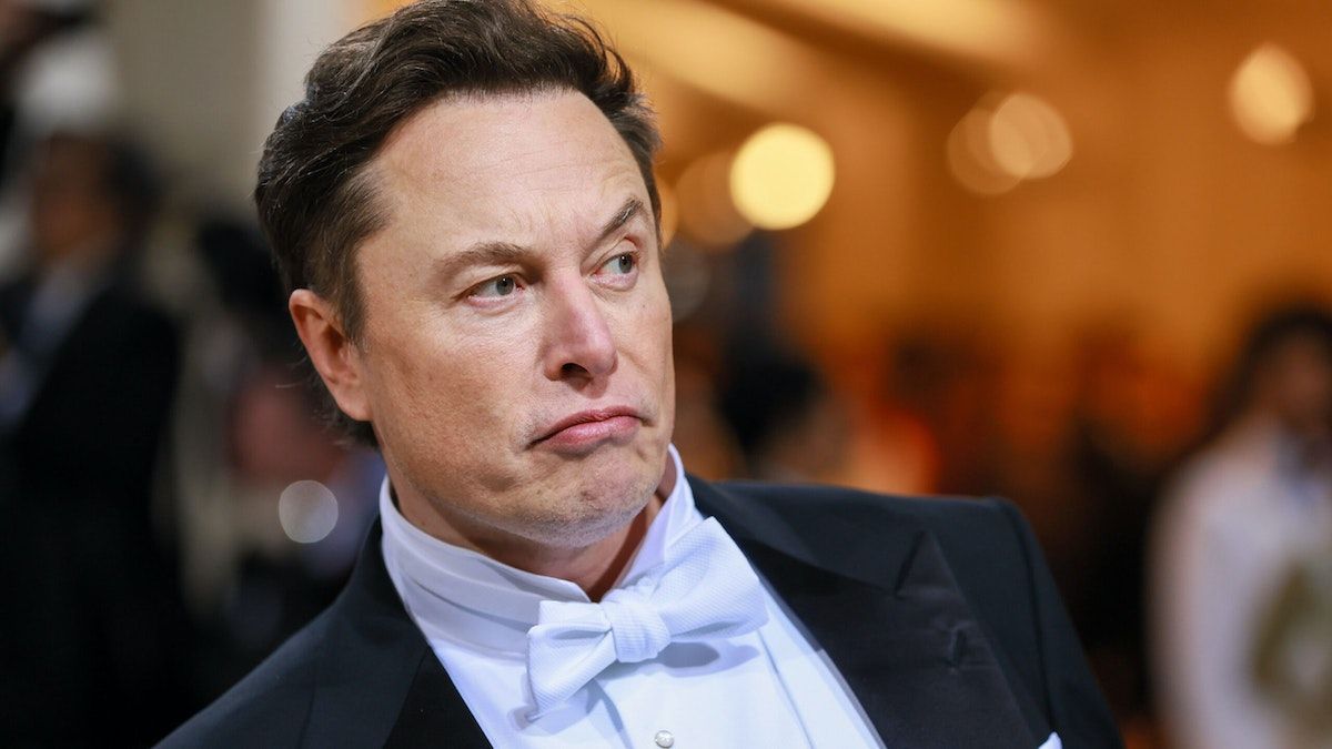 Reports: Musk’s Twitter to Charge Monthly Fee for Verification