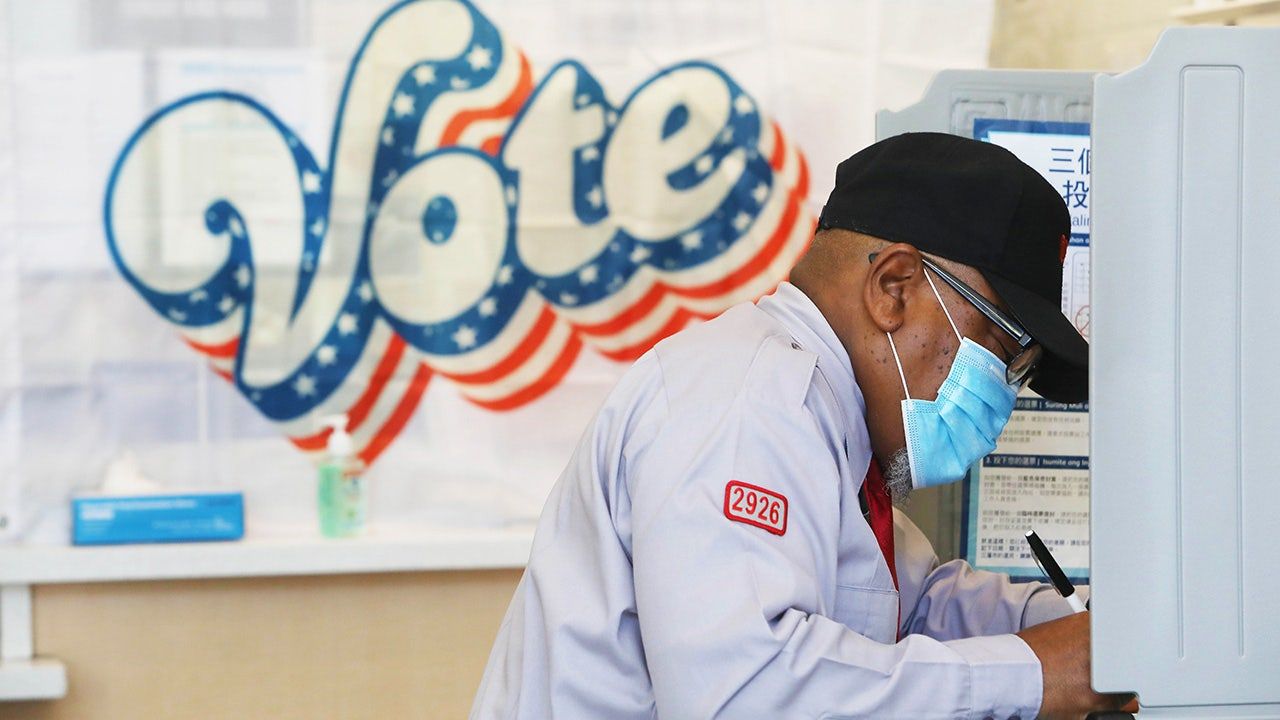 US Midterms: Pa. Voters Scramble to Cast New Ballots After Court Ruling