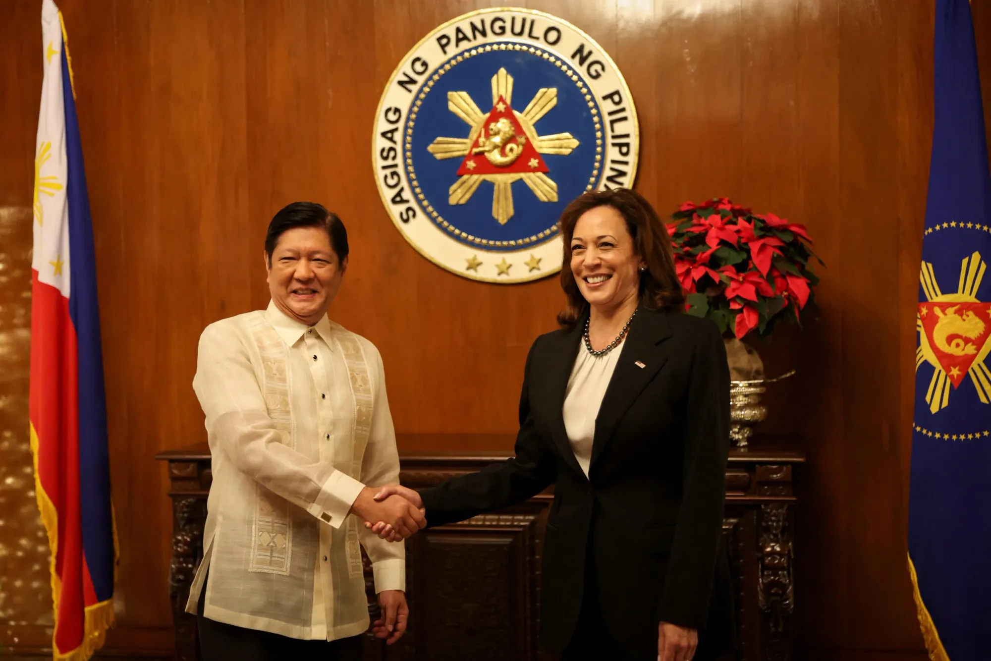 VP Harris Vows 'Unwavering Commitment' to Philippines