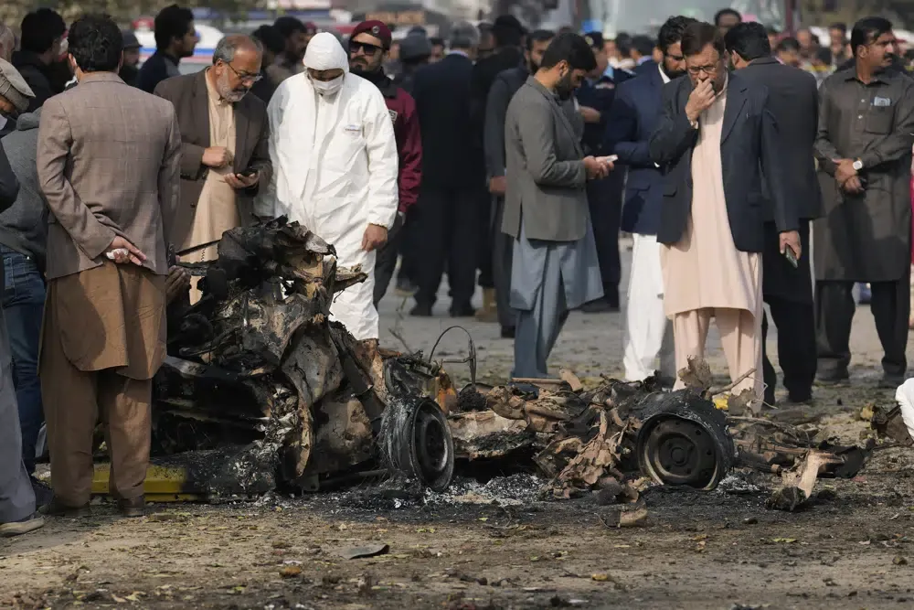 Pakistan: Suicide Blast Kills Police Officer