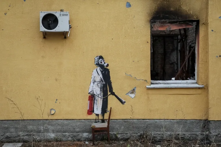 Ukraine: Group Attempts to Steal Banksy Mural