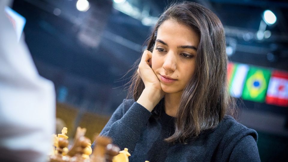 Iranian Chess Player Competes Without Hijab