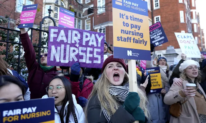 UK: Nurses Plan More Strikes, Gov't Rejects Proposed Pay Increase