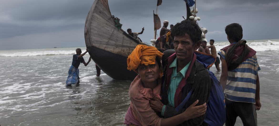 Activists, UN Appeal For Rescue Of Rohingya Refugees Stranded At Sea