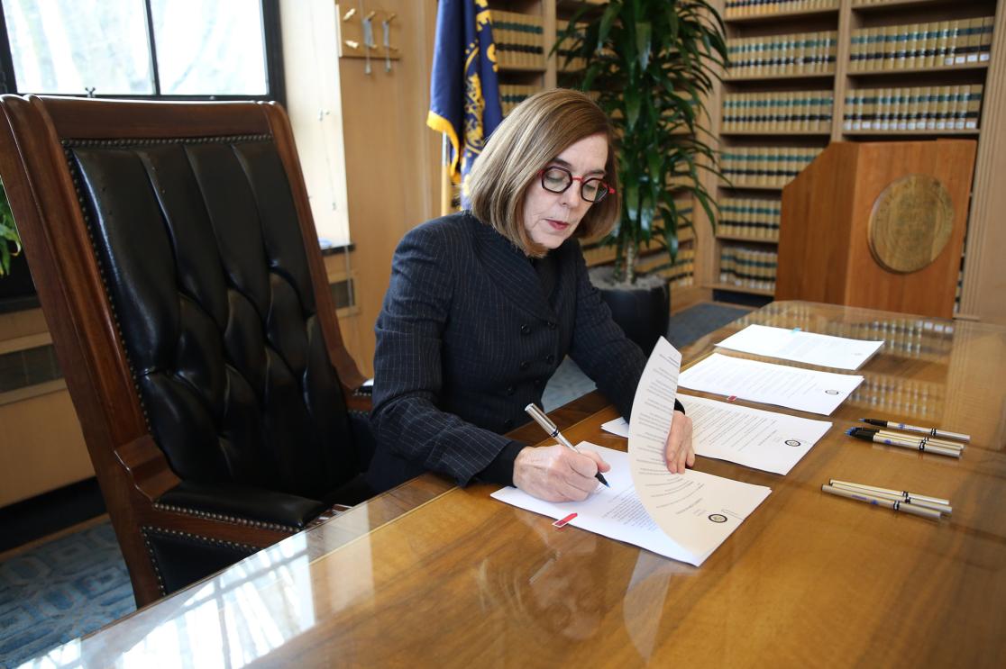 Oregon Gov. Will Commute State's Death Sentences