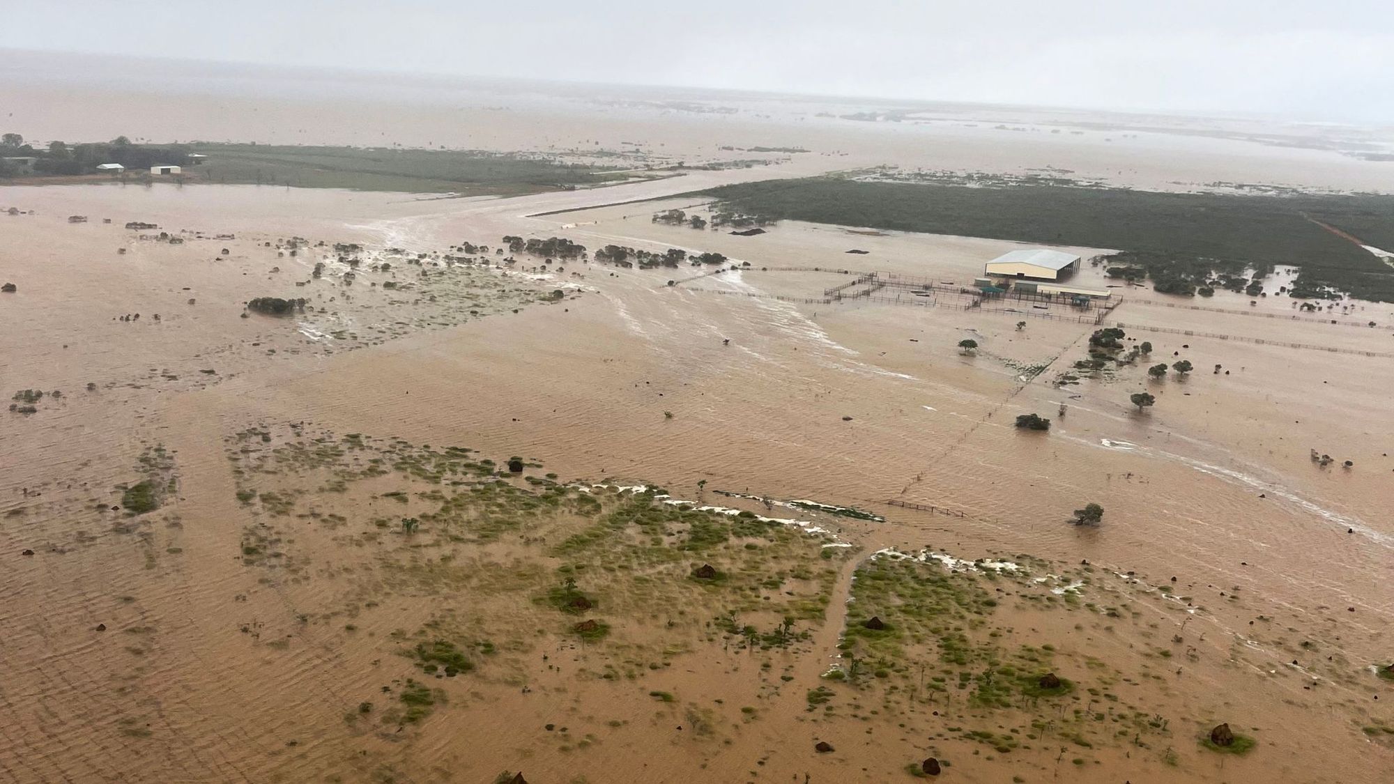 Australia: "One-in-100-Year" Floods Force Evacuations