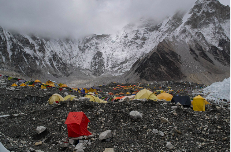 Nepal Shelves Plans to Move Everest Base Camp