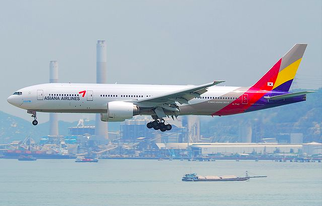 Asiana Airlines Stops Selling Emergency Exit Seats After Door Opens