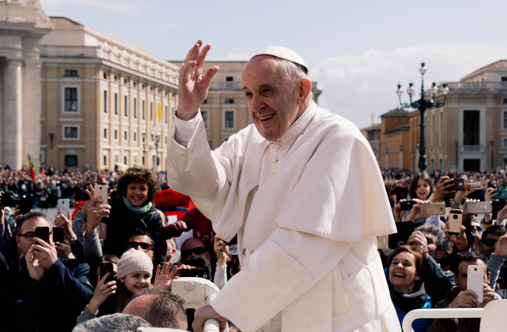 Pope Francis Undergoes Abdominal Surgery