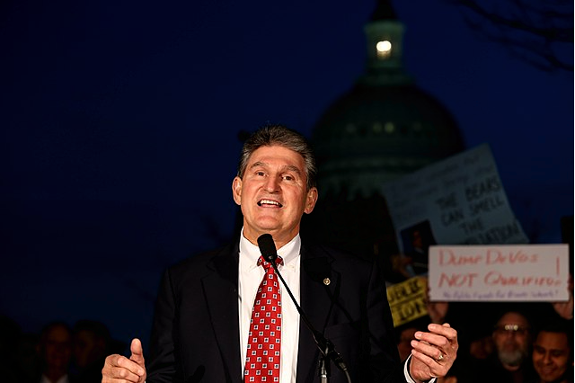 Manchin Prompts Speculation of Presidential Bid