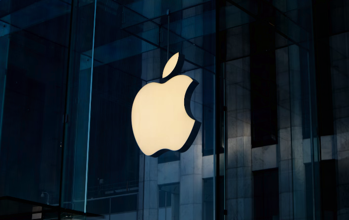 Apple Faces $1B UK Lawsuit Over App Store Fees