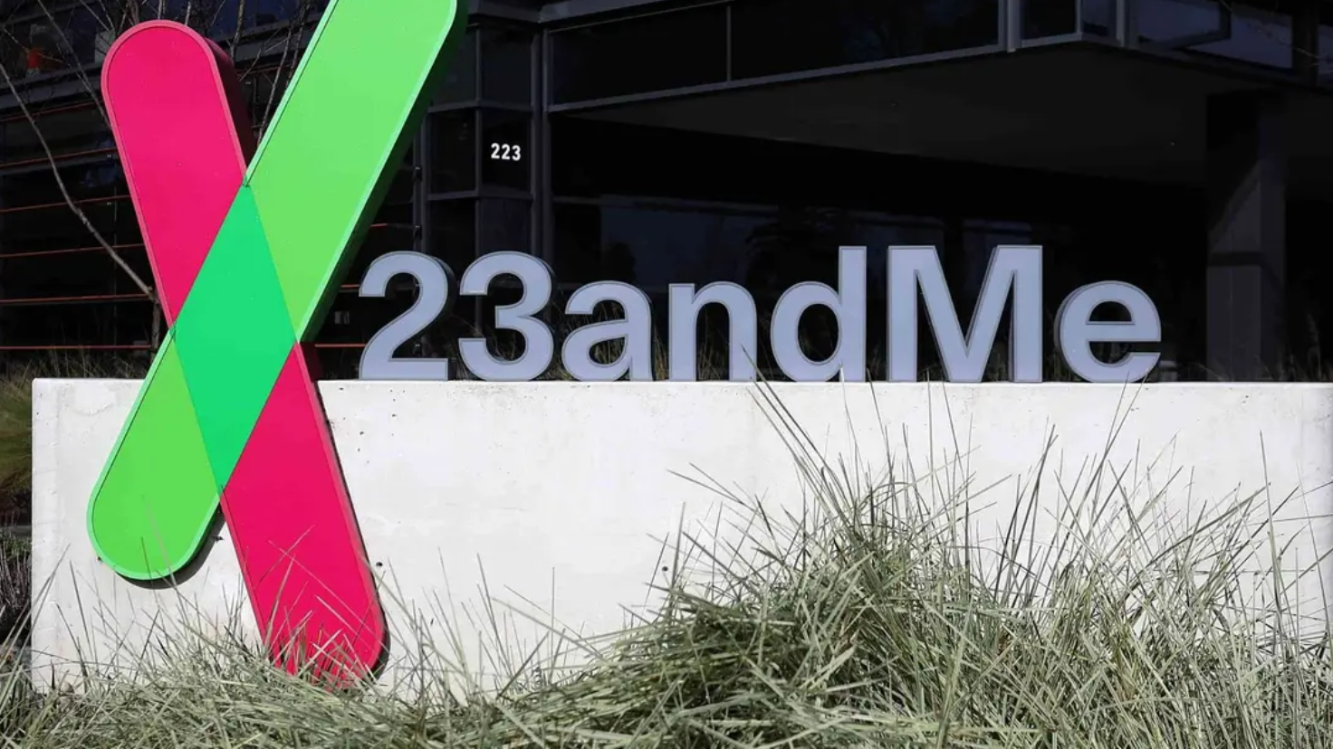 23andMe to Slash 40% of Staff