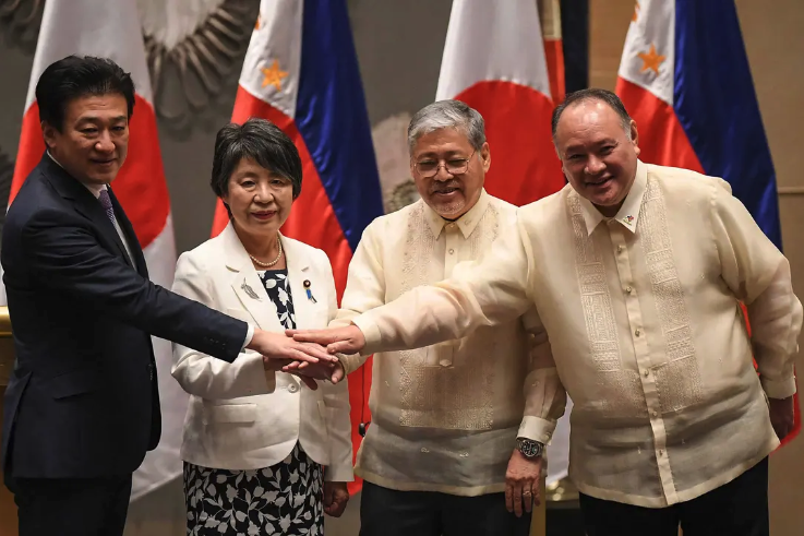 Philippines Ratifies Defense Pact With Japan