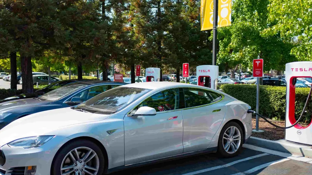 NHTSA Probes Tesla's Smart Summon After Multiple Crashes