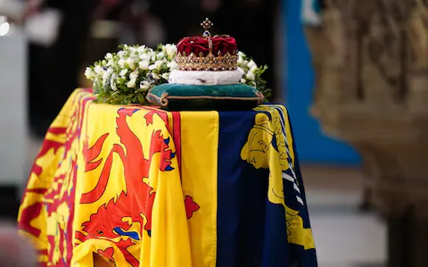 Queen Elizabeth II: Britain Mourns the Late Monarch with a Procession post image
