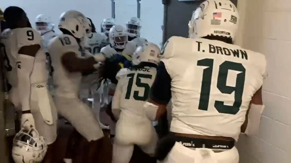 College Football: Big Ten Fines Mich. State $100K for Tunnel Fight post image