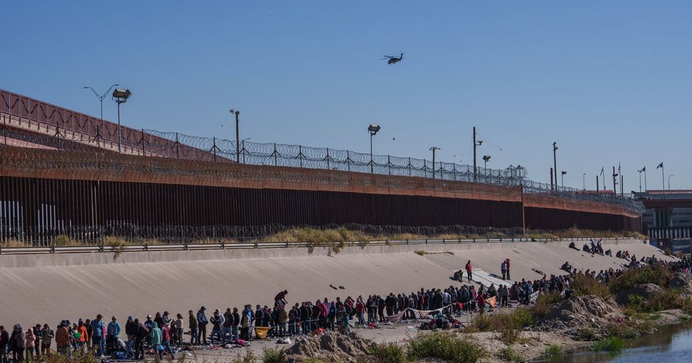 Migrants Report Mass Kidnappings In Mexico After Crossing Border Into US post image