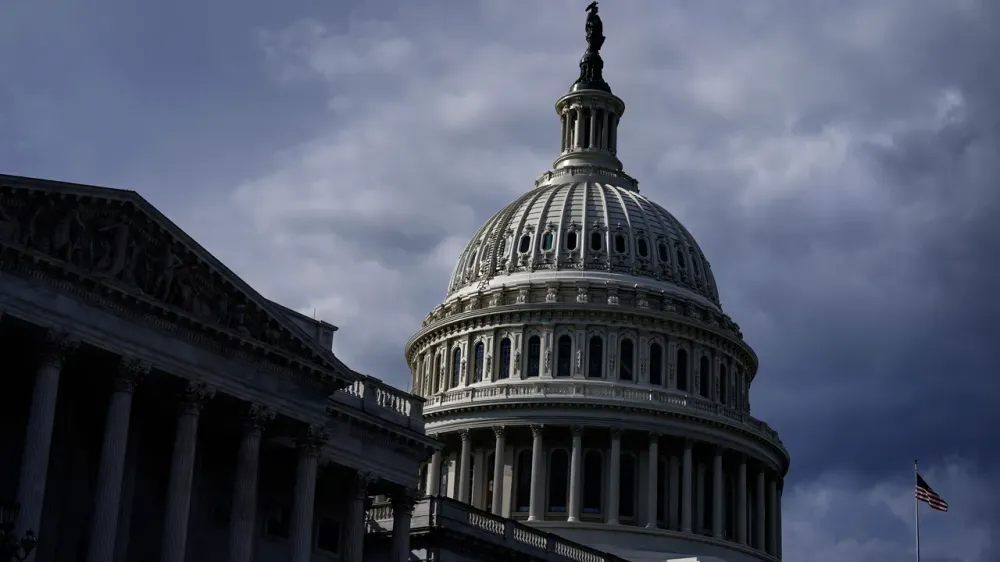 Lawmakers Renew Push to Ban Congressional Stock Trading post image