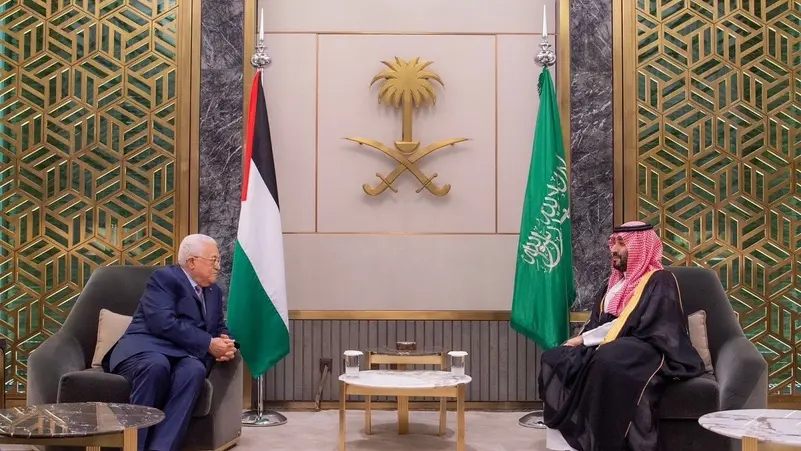 Palestinian Leader Abbas Meets Saudi Crown Prince in Jeddah post image