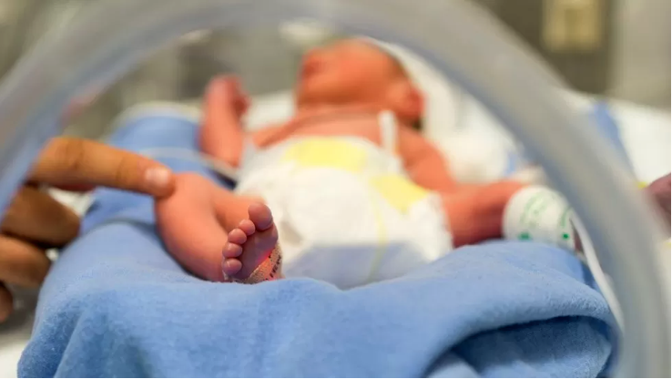 UK: First Baby Born From Three People's DNA post image