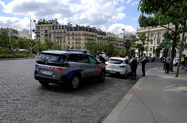 Paris: Protests After Police Kill Teen at Traffic Stop post image