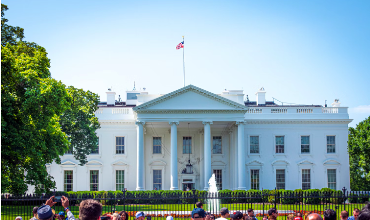 7 Leading Tech Firms Agree to White House AI Safeguards post image